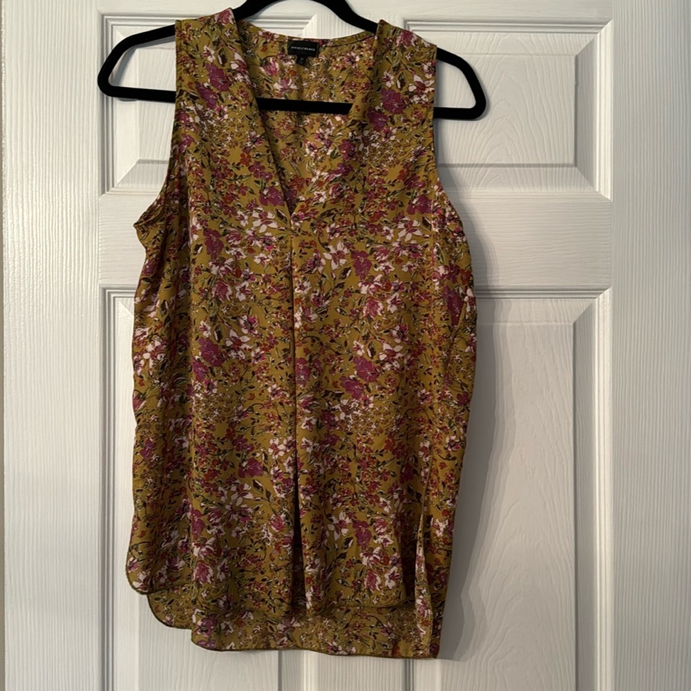 Buckle Black Floral Chiffon Tank Top Blouse. Medium.